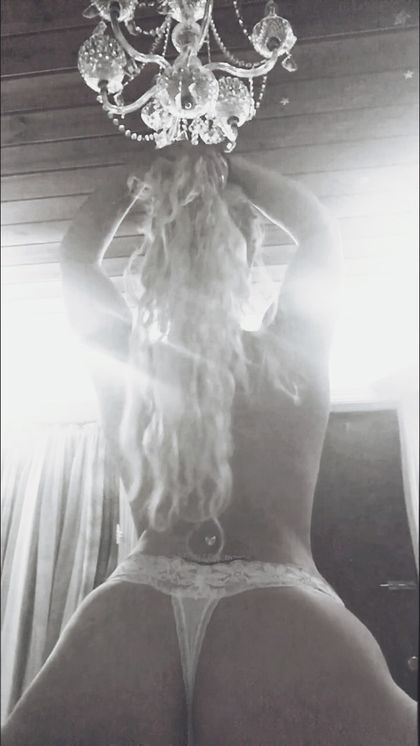 karmaelektra69 OnlyFans picture