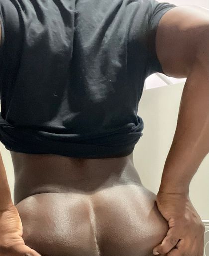 brownskinmen OnlyFans picture