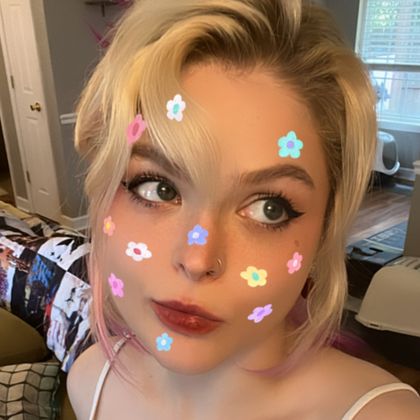 tinisluut OnlyFans picture