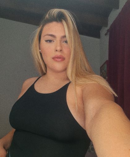 victrolavi OnlyFans picture