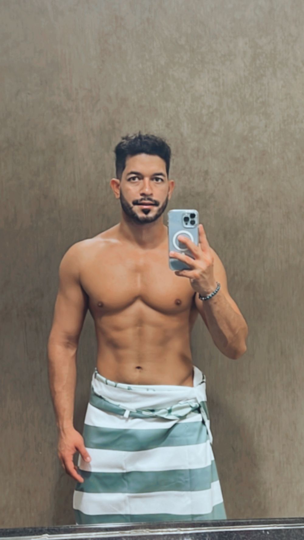 lvelez24 OnlyFans profile picture