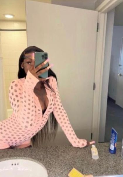 monaeet OnlyFans picture