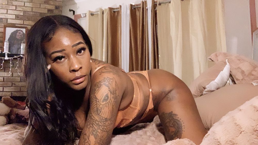 carmel_macchiato OnlyFans profile picture