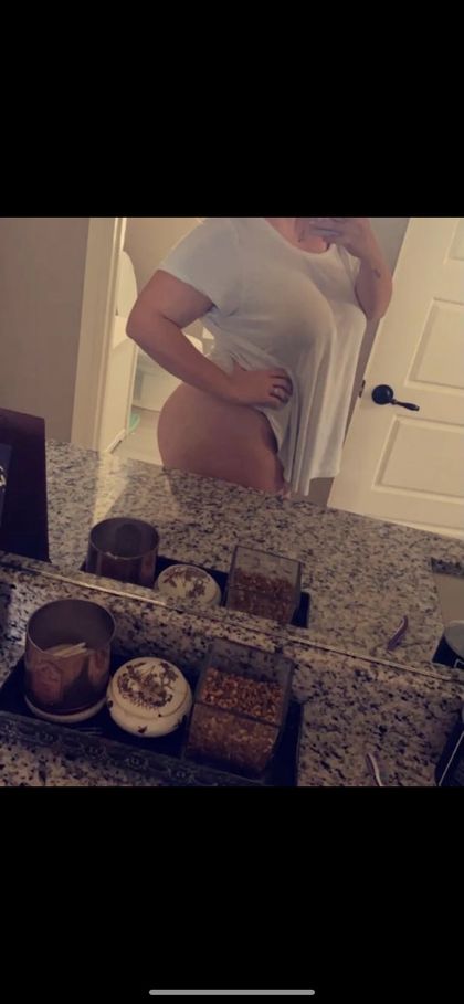miiakay OnlyFans picture