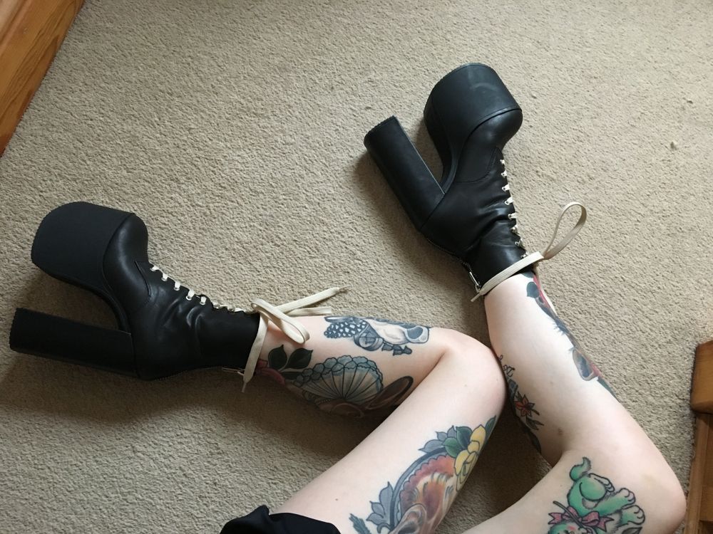 flowerfingers OnlyFans profile picture