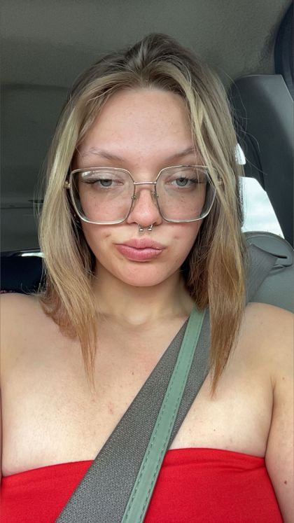 bumbleasinbee OnlyFans picture