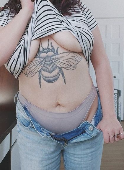 weirdwithrylie OnlyFans picture