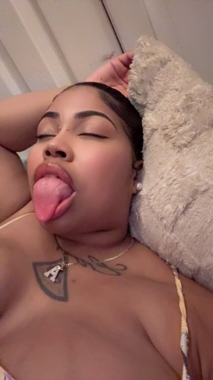 yourfavredbonex8 OnlyFans picture