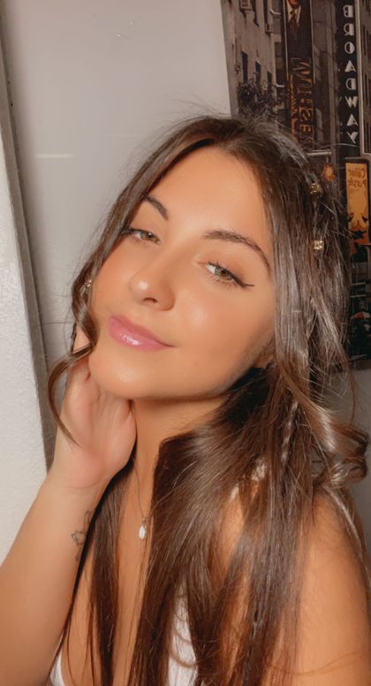 yaziiini OnlyFans picture