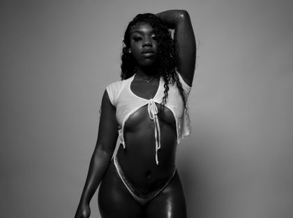 chocolateeebar_00 OnlyFans picture