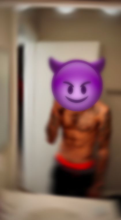duexe2x OnlyFans picture