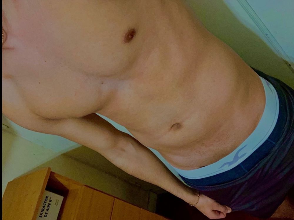 latinnguy18 OnlyFans profile picture