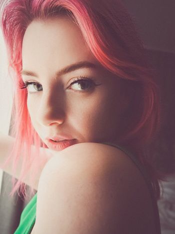 Alice Lovegood full length on feed