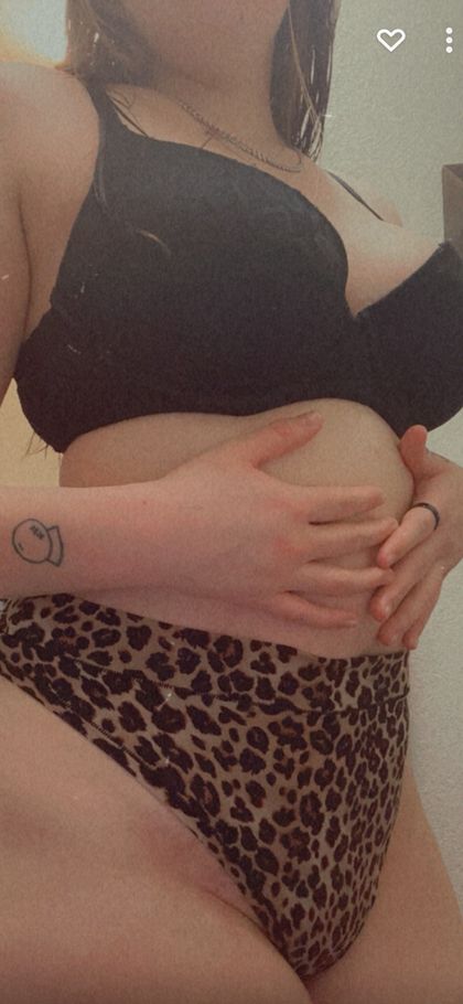 midnightmommy04 OnlyFans picture