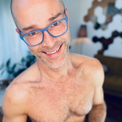 mensnudeyogauk OnlyFans picture