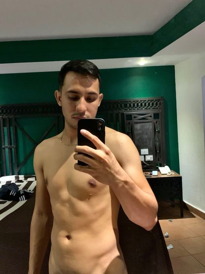 roberto_gr30 OnlyFans picture