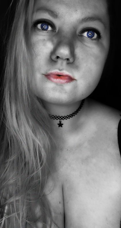 theonlymissjules OnlyFans picture