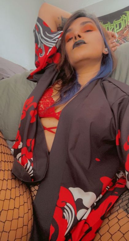 mamazombee OnlyFans picture