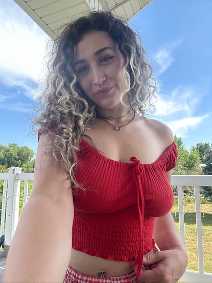 nerdyneighbor_tay OnlyFans picture