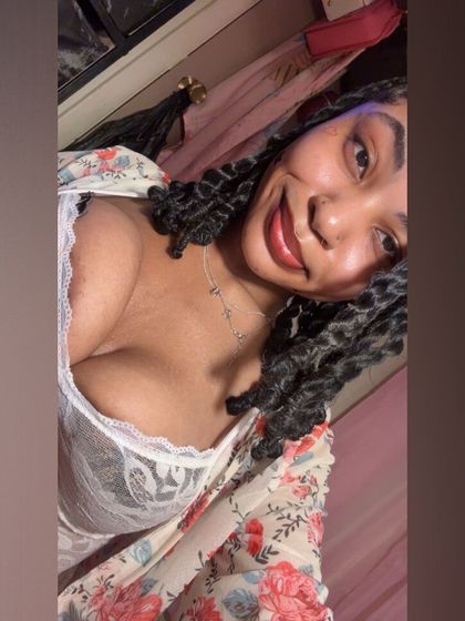 charnesefunplace OnlyFans picture