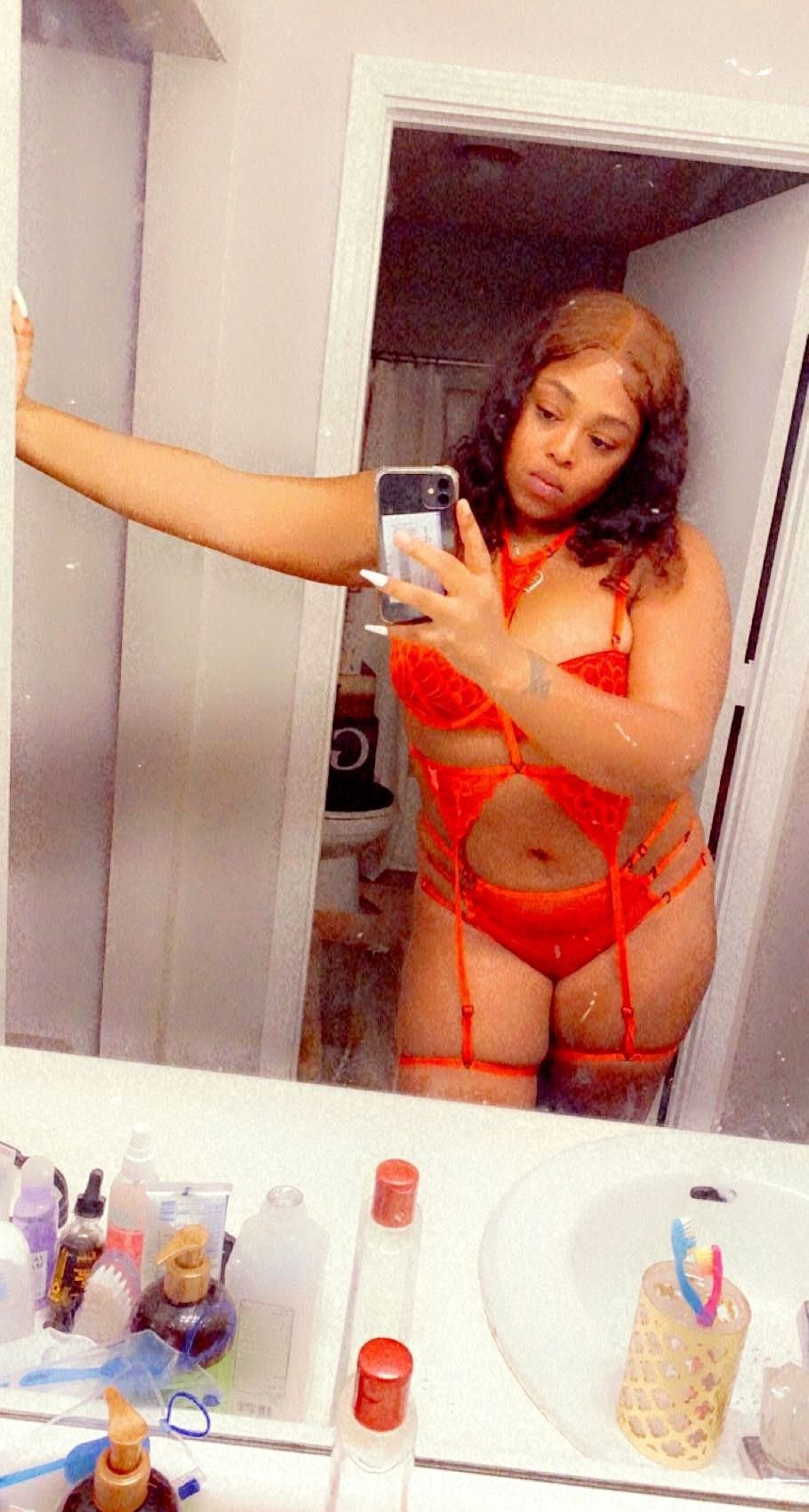 tinasnowwwww OnlyFans profile picture