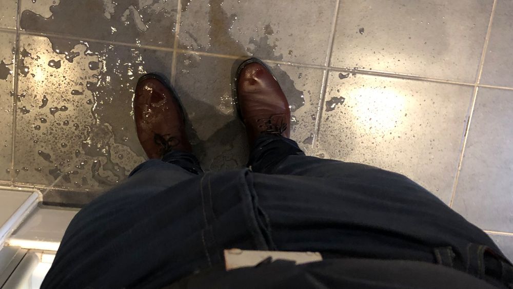 wet-pants-guy OnlyFans profile picture