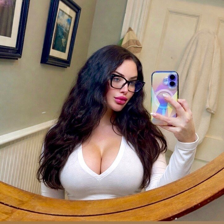 riahpapaya OnlyFans profile picture