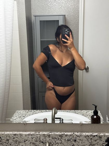 elenahernandezz OnlyFans picture