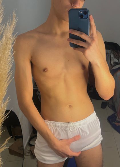 aguztwink OnlyFans picture