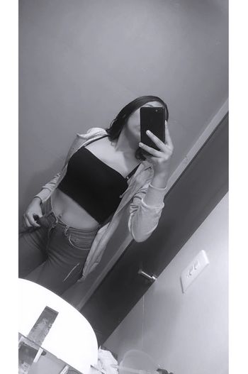 vero_bautista OnlyFans - Free Trial - Photos - Socials | FansMetrics.com