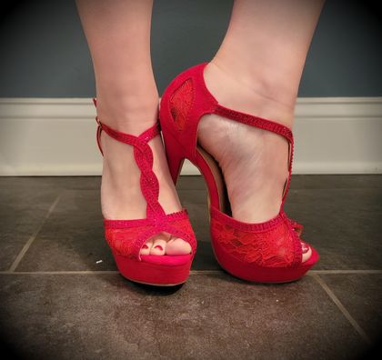 petitefeet2121 OnlyFans picture