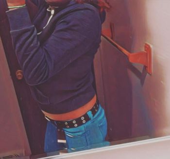 Thick thighs, Pretty Eyes