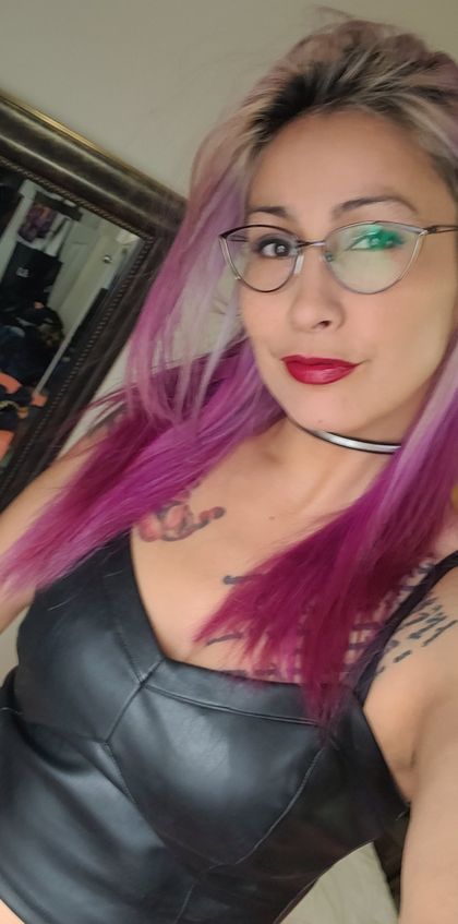 sittingbonez OnlyFans picture