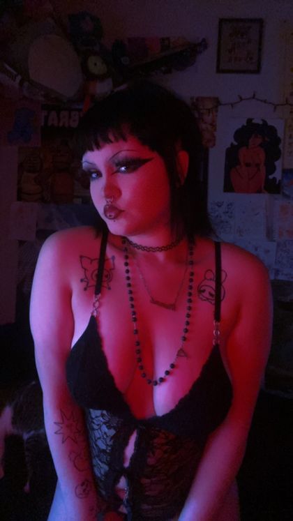 h0n3y.pop OnlyFans picture
