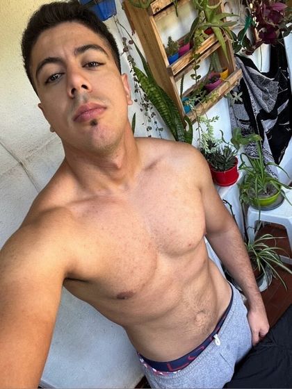 astrik1998 OnlyFans picture