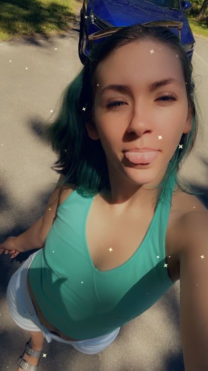 alyrae9725 OnlyFans picture
