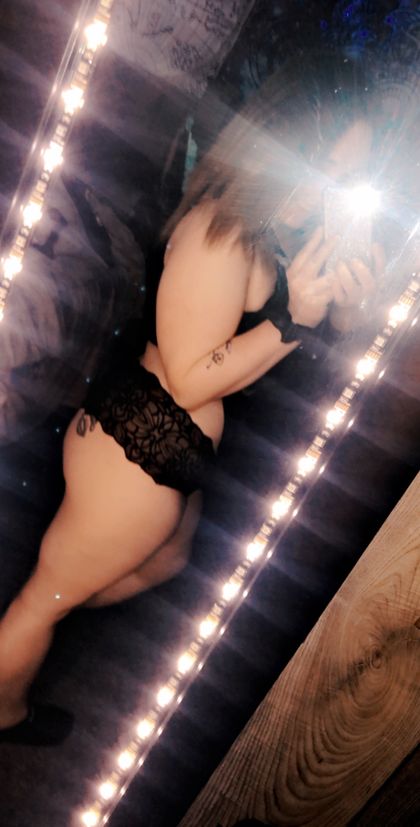 itzkylebitches OnlyFans picture