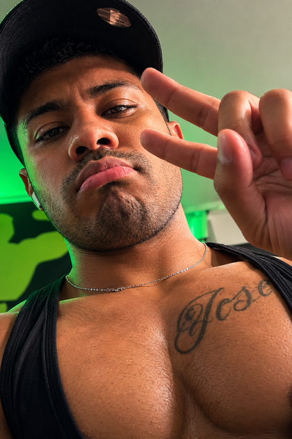 leonhrdz OnlyFans picture