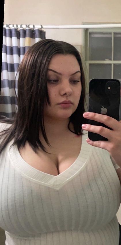 izzzyyyyray19 OnlyFans picture