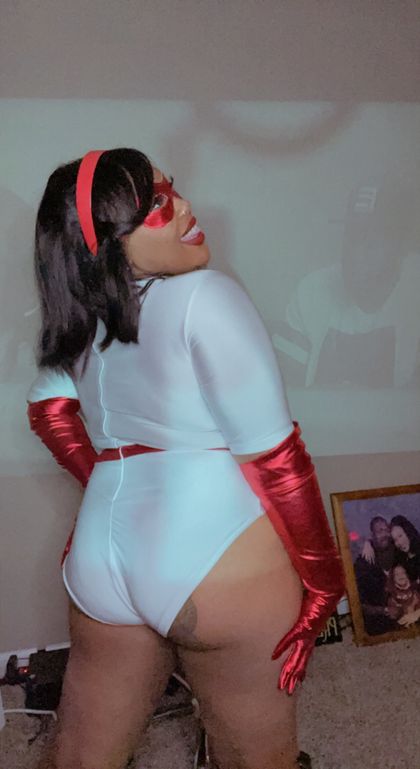 nickybuttercup OnlyFans picture