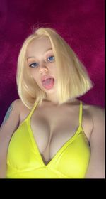 hotlasie OnlyFans - Free Trial - Photos - Socials | FansMetrics.com