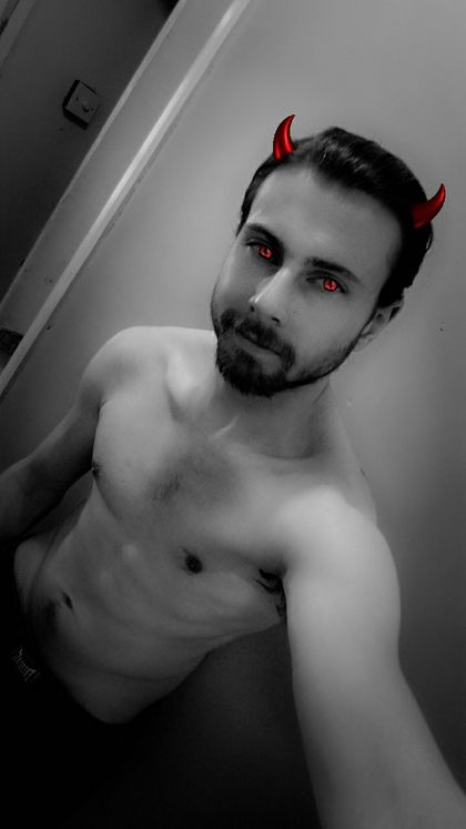 zainzerz OnlyFans picture