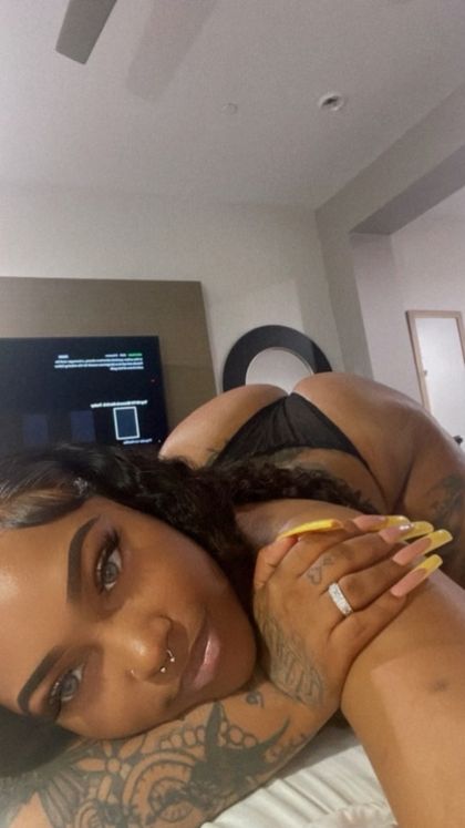 theprettieesstt OnlyFans picture
