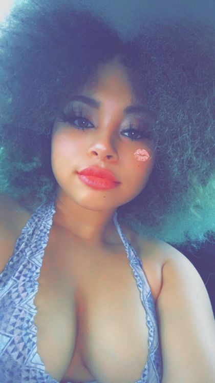 caramelkisses77 OnlyFans picture