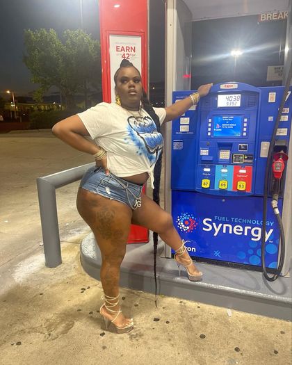 queenslyann OnlyFans picture