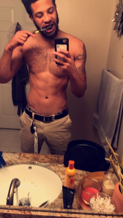 longandlanky OnlyFans picture