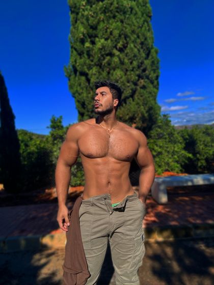 redliuw OnlyFans picture