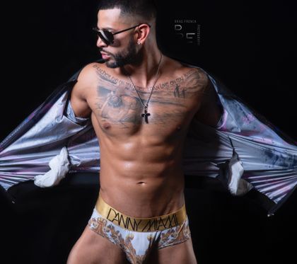 partywithrio OnlyFans picture