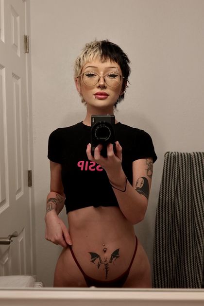 underboobgoddess OnlyFans picture