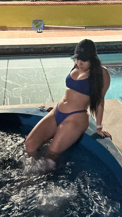 anniyanez OnlyFans picture
